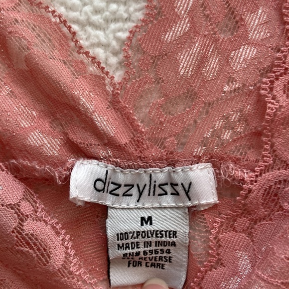 Dizzy Lizzy Sheer Top - Picture 4 of 5